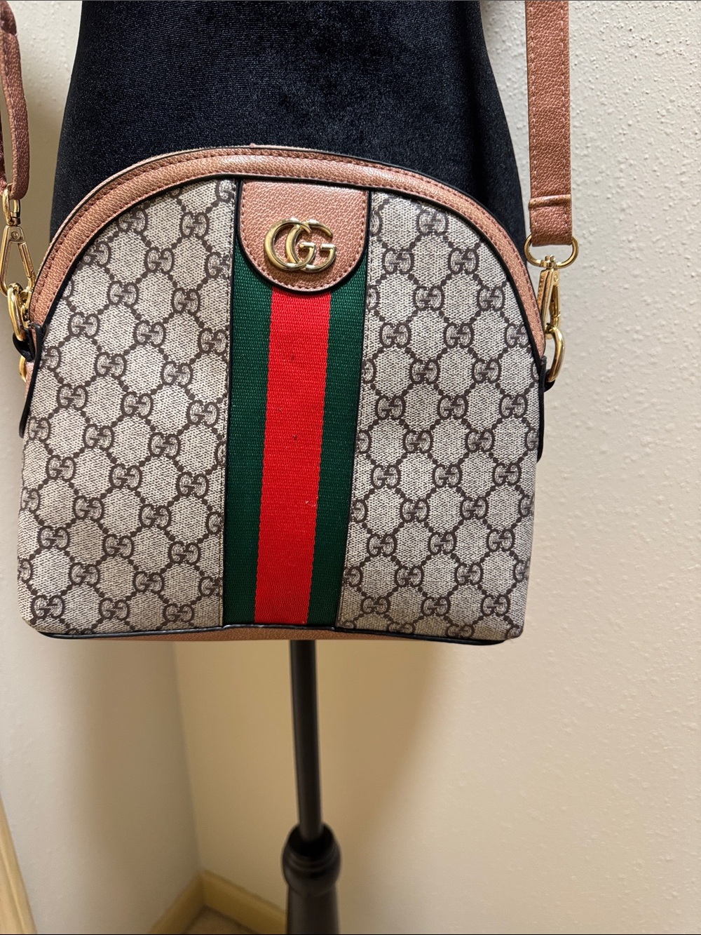 Beige GG Supreme Crossbody with Green-Red Web and Tan Leather Trim Fashion Bag